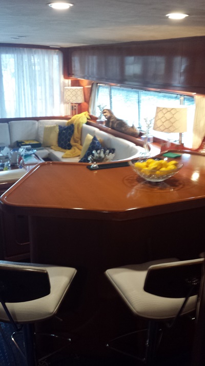 Manhattan yacht 70-table